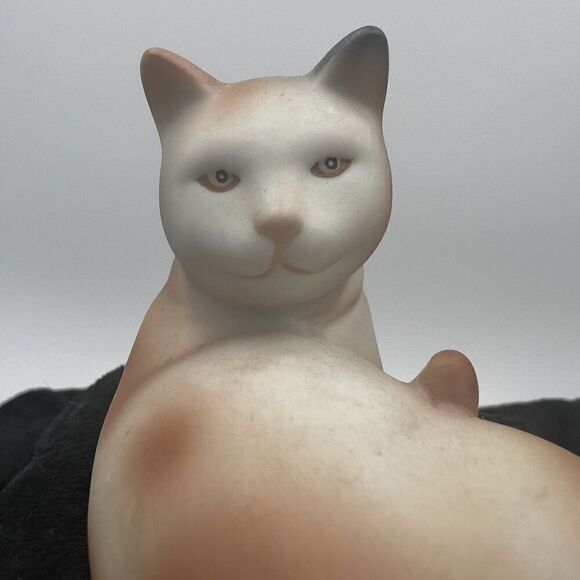 Vintage Avon Calico Cat Kitty Figurine 1984 Porcelain 2.75" Multicolor - Picture 2 of 10